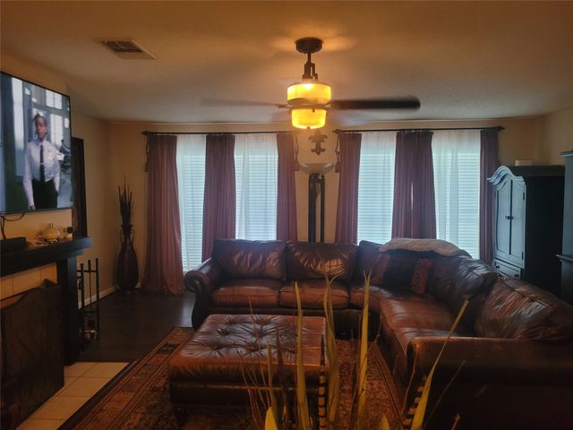 6920 Danieldale Drive, Fort Worth, TX 76137