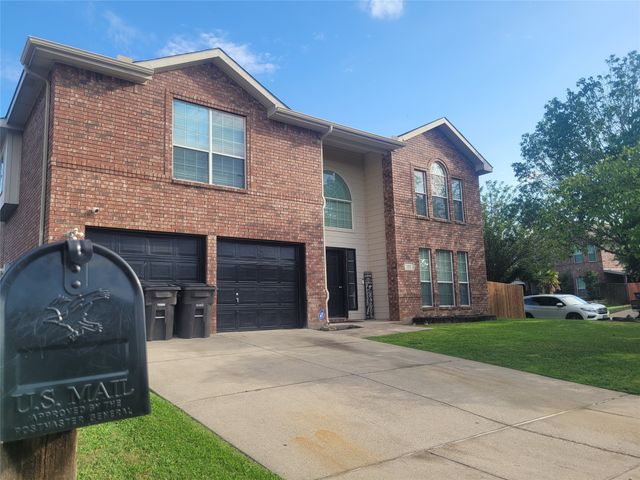 6920 Danieldale Drive, Fort Worth, TX 76137