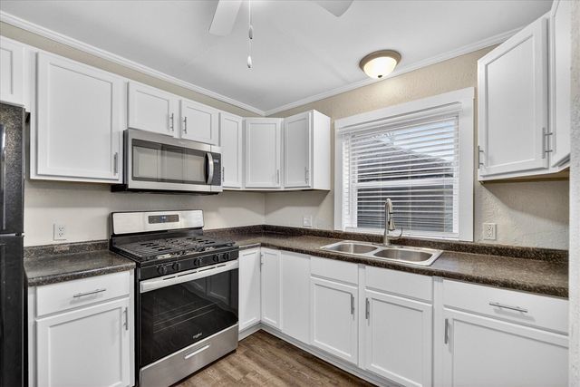 406 Garfield Street, Jackson, MI 49203