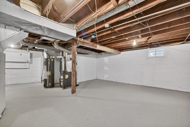 406 Garfield Street, Jackson, MI 49203