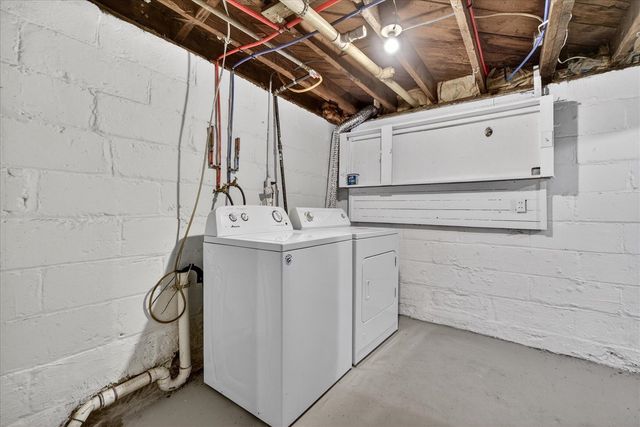 406 Garfield Street, Jackson, MI 49203