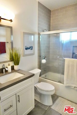 1157 S Point View Street, Los Angeles, CA 90035