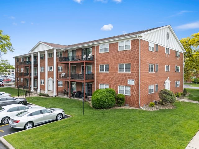 6135 W 94TH Street C5, Oak Lawn, IL 60453