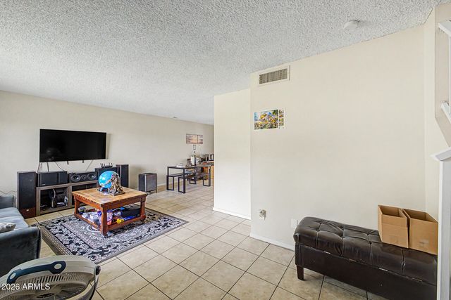 2607 W COOLIDGE Street, Phoenix, AZ 85017