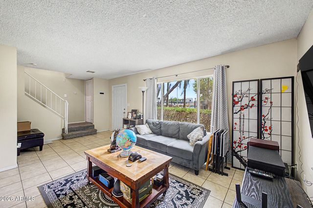 2607 W COOLIDGE Street, Phoenix, AZ 85017