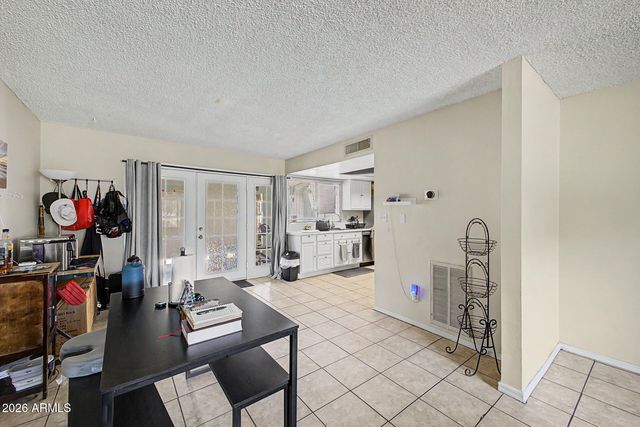 2607 W COOLIDGE Street, Phoenix, AZ 85017