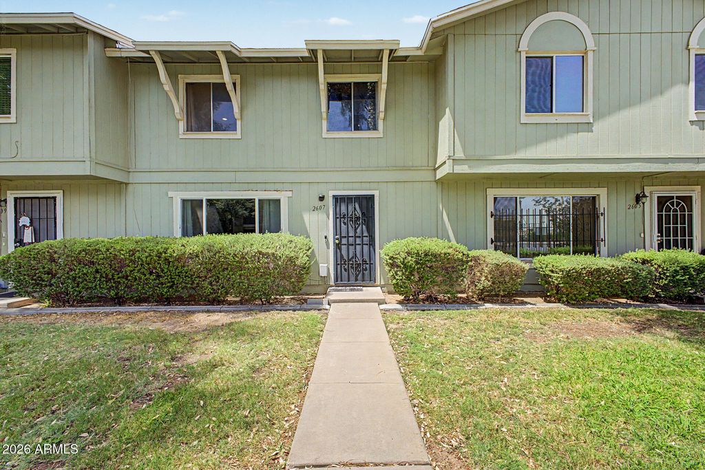 2607 W COOLIDGE Street, Phoenix, AZ 85017