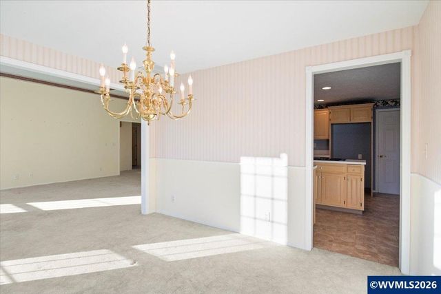 1186 Glazemeadow St NE, Keizer, OR 97303