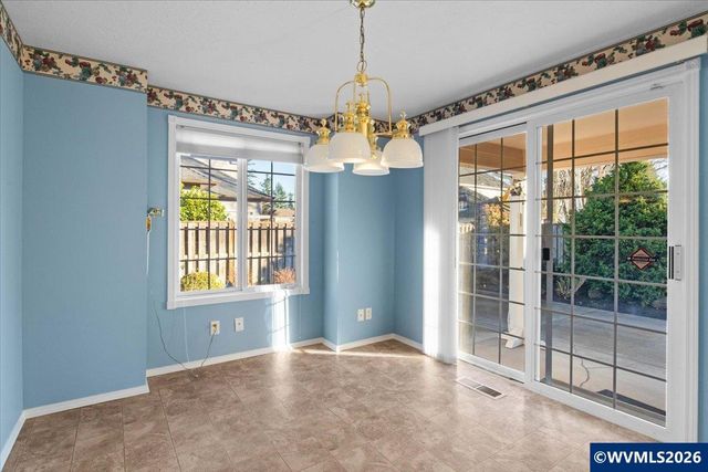 1186 Glazemeadow St NE, Keizer, OR 97303