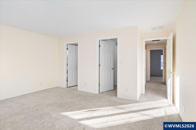 1186 Glazemeadow St NE, Keizer, OR 97303