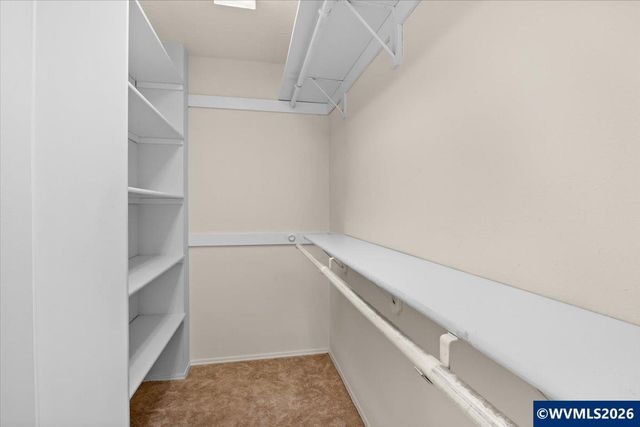 1186 Glazemeadow St NE, Keizer, OR 97303