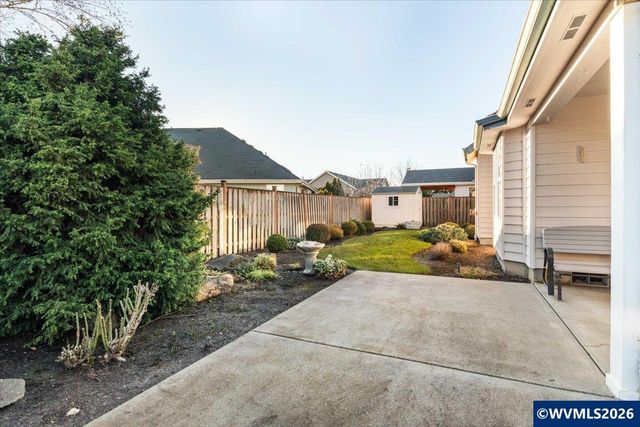 1186 Glazemeadow St NE, Keizer, OR 97303