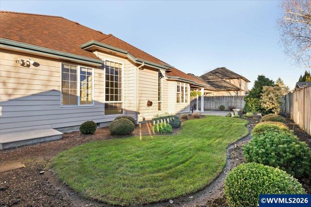 1186 Glazemeadow St NE, Keizer, OR 97303