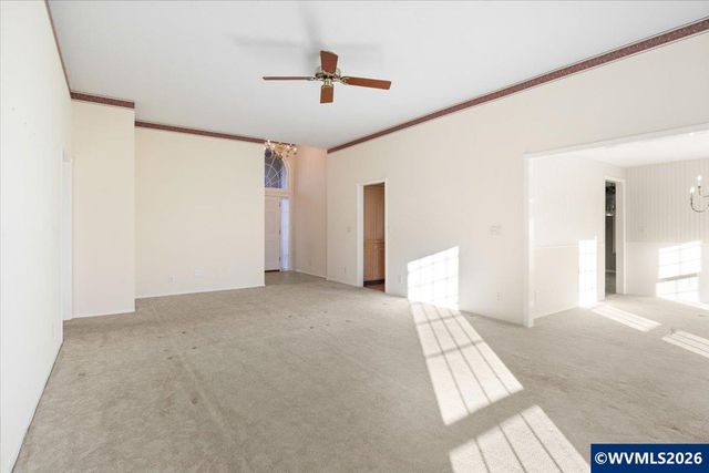 1186 Glazemeadow St NE, Keizer, OR 97303