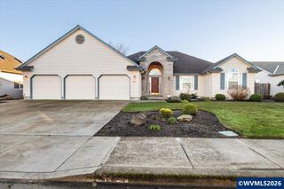 1186 Glazemeadow St NE, Keizer, OR 97303