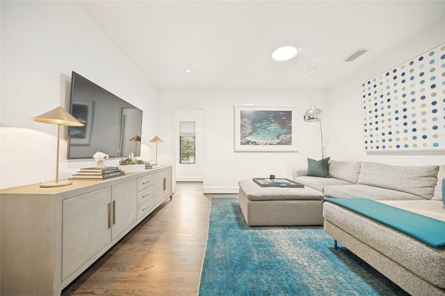 4648 Fairfax Avenue, Highland Park, TX 75209