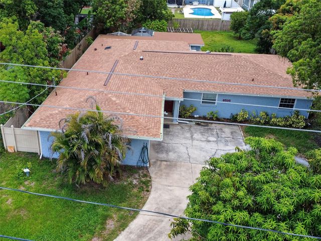 8516 TWIN LAKE BLVD, Tampa, FL 33614