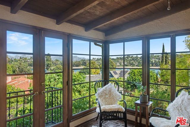 2042 Balmer Drive, Los Angeles, CA 90039