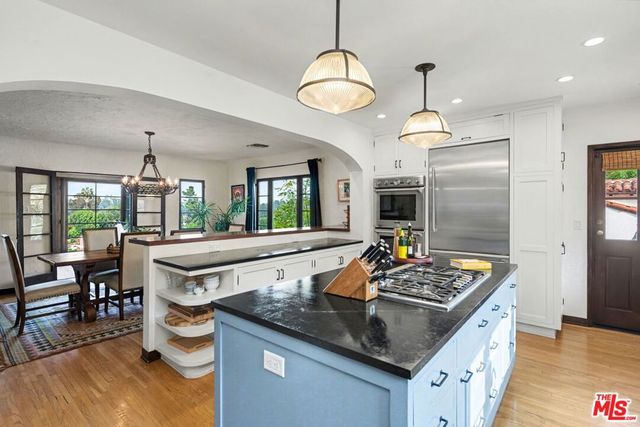 2042 Balmer Drive, Los Angeles, CA 90039