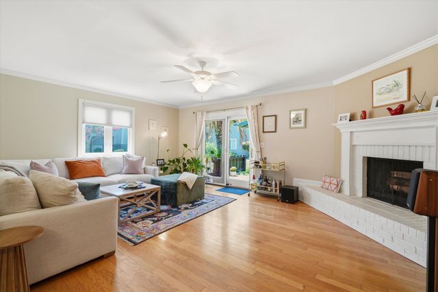 1001 Ventura Place, Mount Pleasant, SC 29464