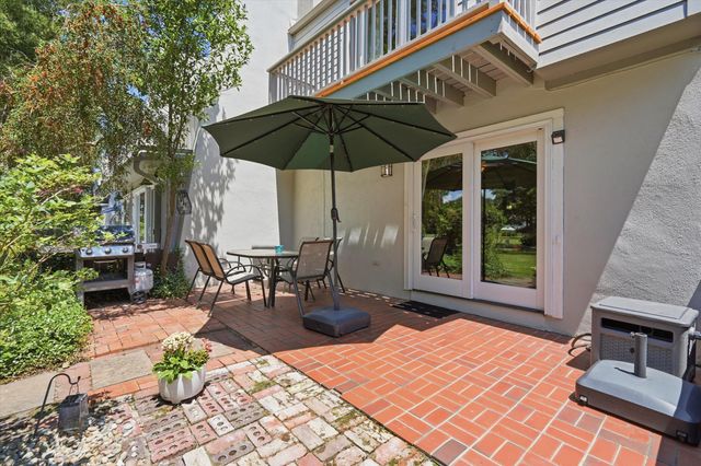1001 Ventura Place, Mount Pleasant, SC 29464