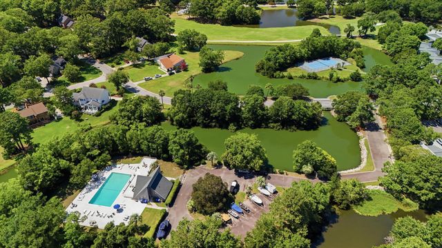 1001 Ventura Place, Mount Pleasant, SC 29464
