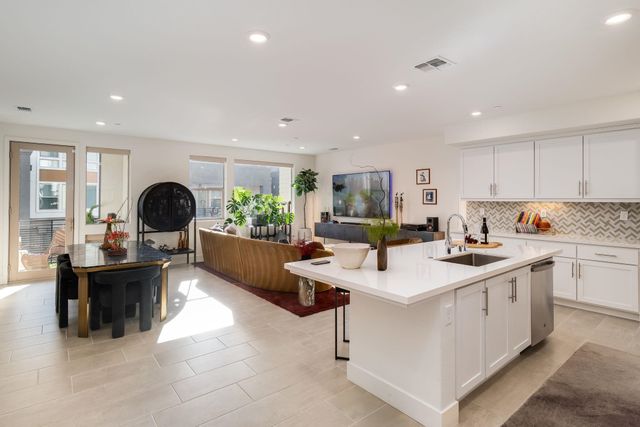 5532 Stout St, Dublin, CA 94568