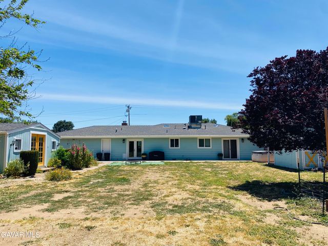 22817 Clover Spring Place, Tehachapi, CA 93561