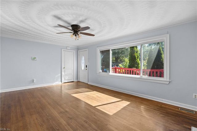 1204 Fontana AVE, Chesapeake, VA 23325
