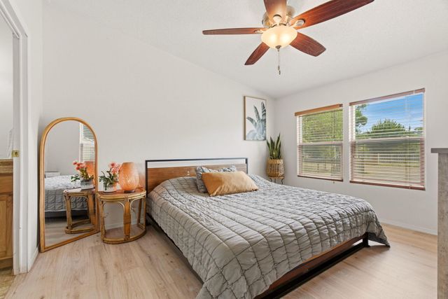 22 Guadalupe Drive, Peralta, NM 87042