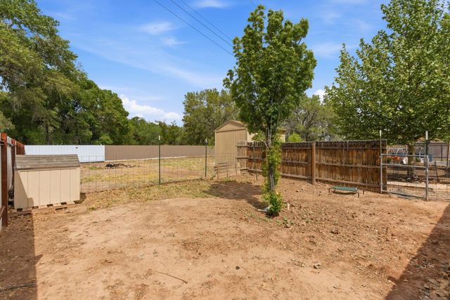 22 Guadalupe Drive, Peralta, NM 87042