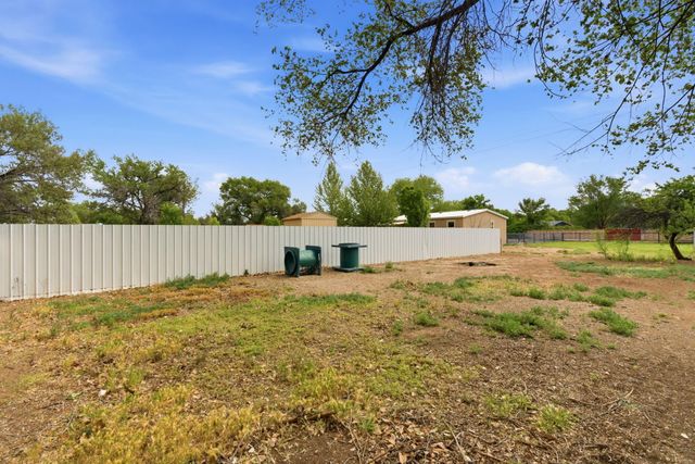 22 Guadalupe Drive, Peralta, NM 87042