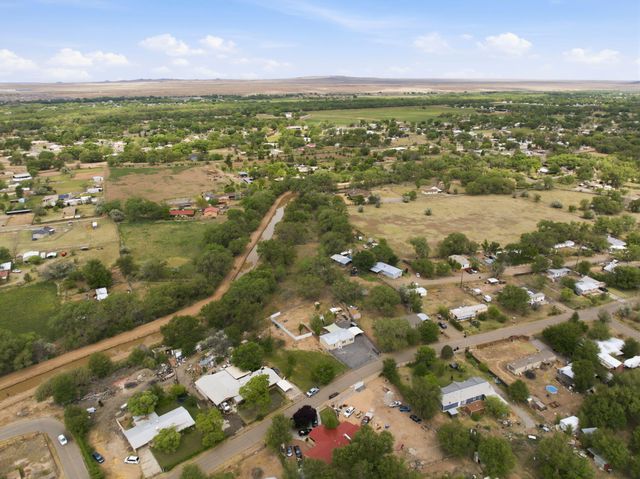 22 Guadalupe Drive, Peralta, NM 87042