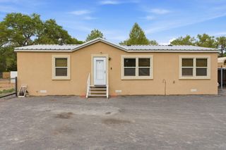 22 Guadalupe Drive, Peralta, NM 87042