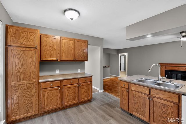 2827 Westminster Drive, Florissant, MO 63033