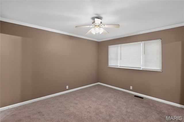 2827 Westminster Drive, Florissant, MO 63033