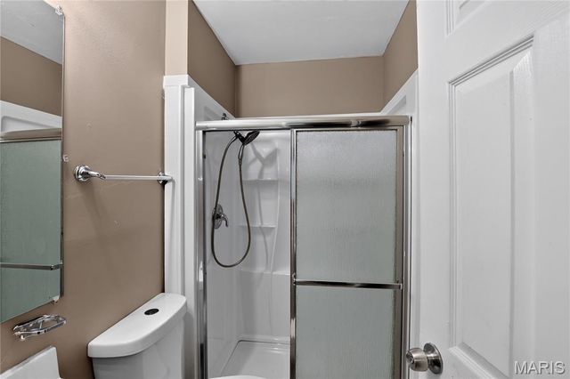 2827 Westminster Drive, Florissant, MO 63033