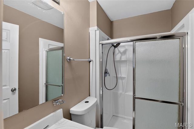 2827 Westminster Drive, Florissant, MO 63033