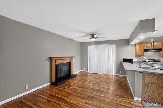 2827 Westminster Drive, Florissant, MO 63033