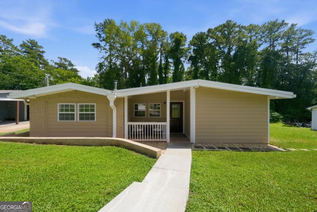 864 Chrysler Avenue SE, Smyrna, GA 30080
