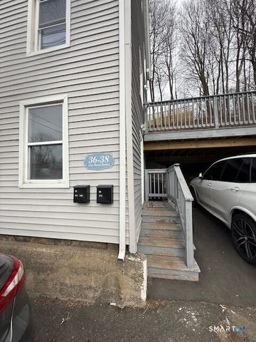 38 New Haven Avenue, Derby, CT 06418