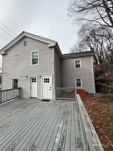 38 New Haven Avenue, Derby, CT 06418