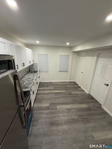 38 New Haven Avenue, Derby, CT 06418