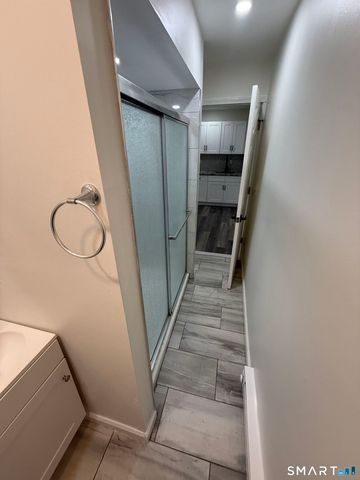 38 New Haven Avenue, Derby, CT 06418