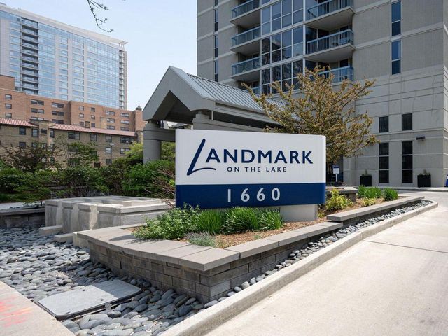 1660 N Prospect AVENUE #403, Milwaukee, WI 53202