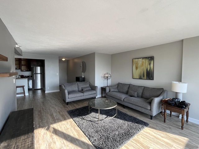 1660 N Prospect AVENUE #403, Milwaukee, WI 53202