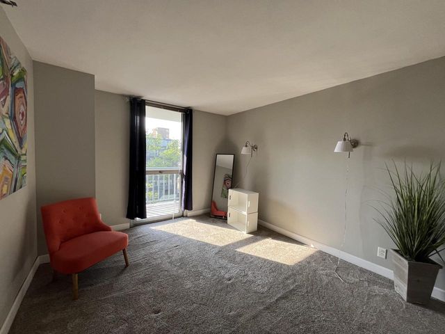 1660 N Prospect AVENUE #403, Milwaukee, WI 53202