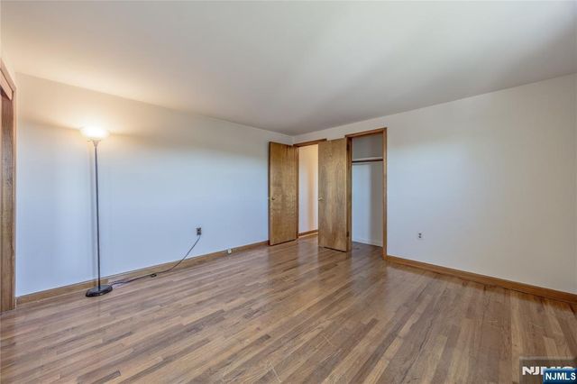 88 Maple Avenue, Woodland Park, NJ 07424