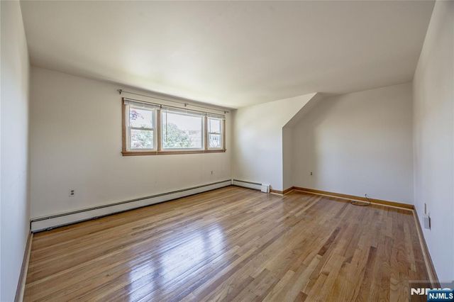 88 Maple Avenue, Woodland Park, NJ 07424