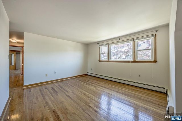 88 Maple Avenue, Woodland Park, NJ 07424